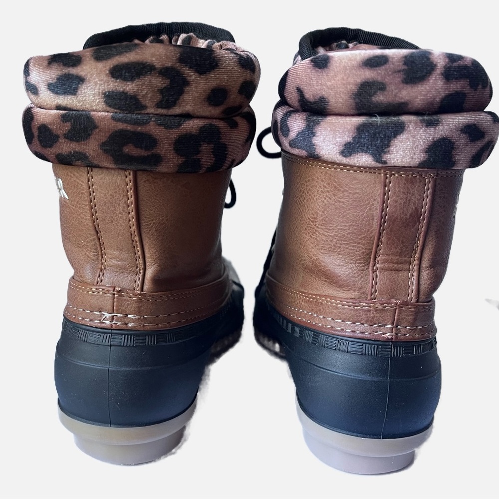 Tommy Hilfiger Trendy Brn/Blk “Muddy” Rubber Boots Leopard Print Lining Size 7 View 5